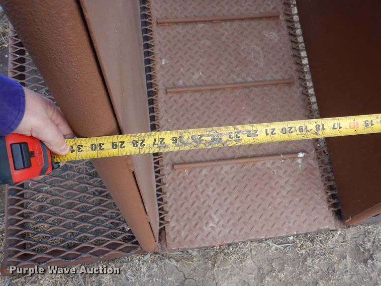 image for item DN6286 Shop built  livestock loading chute
