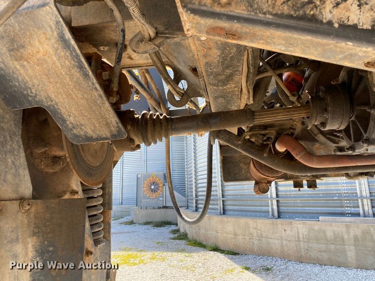 image for item DN8234 Melroe 230  sprayer