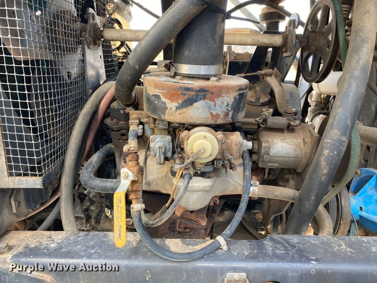 image for item DN8234 Melroe 230  sprayer