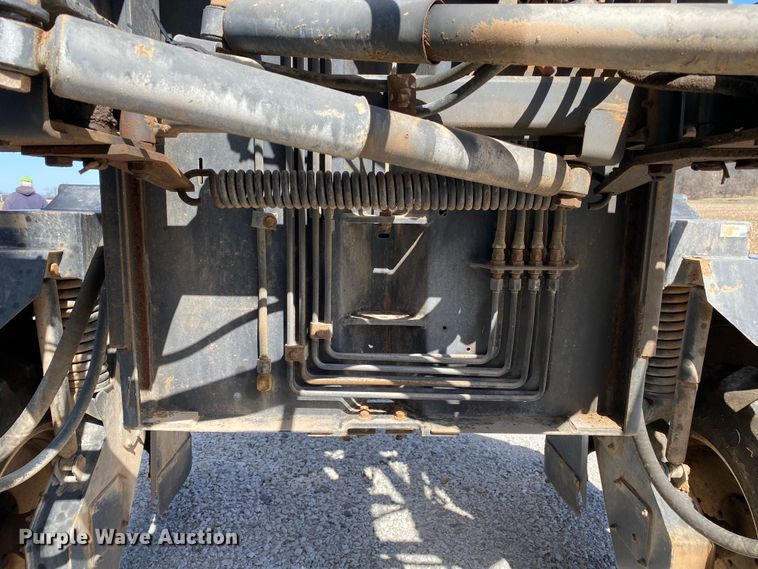 image for item DN8234 Melroe 230  sprayer