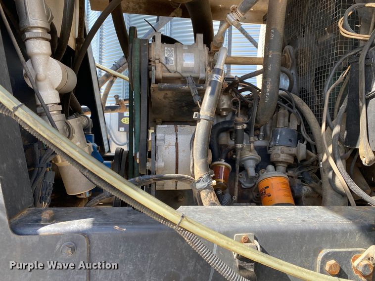 image for item DN8234 Melroe 230  sprayer