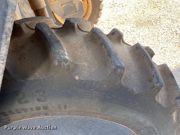 image for item DN8234 Melroe 230  sprayer