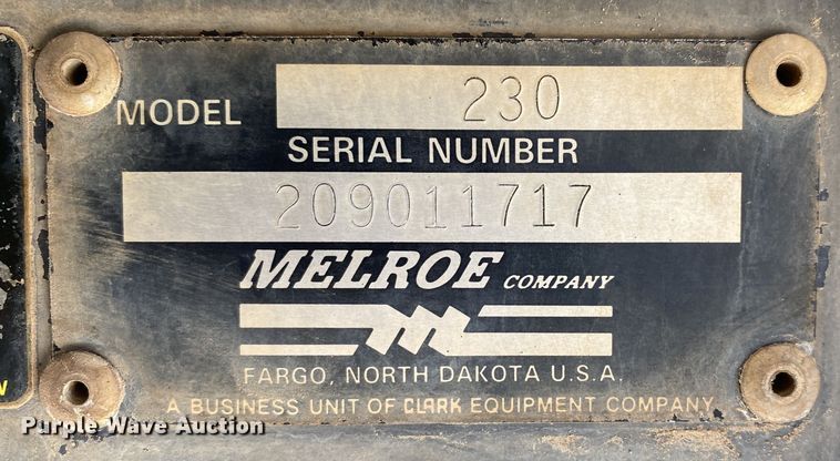 image for item DN8234 Melroe 230  sprayer