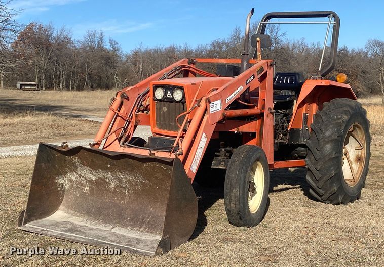 image for item DN8238 1984 Allis Chalmers 6140  tractor