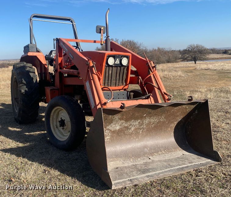 image for item DN8238 1984 Allis Chalmers 6140  tractor