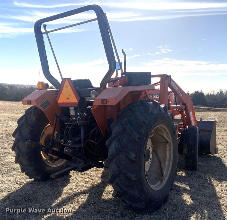image for item DN8238 1984 Allis Chalmers 6140  tractor