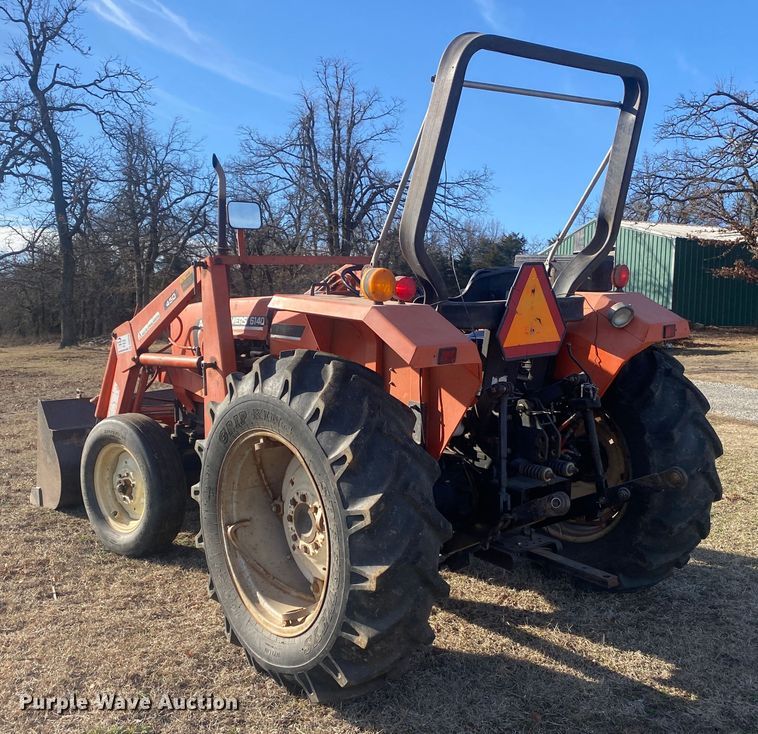 image for item DN8238 1984 Allis Chalmers 6140  tractor