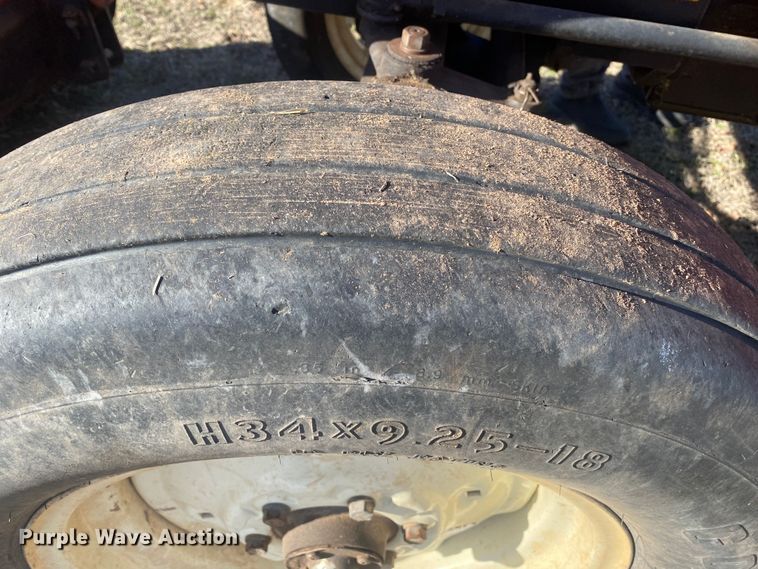 image for item DN8238 1984 Allis Chalmers 6140  tractor