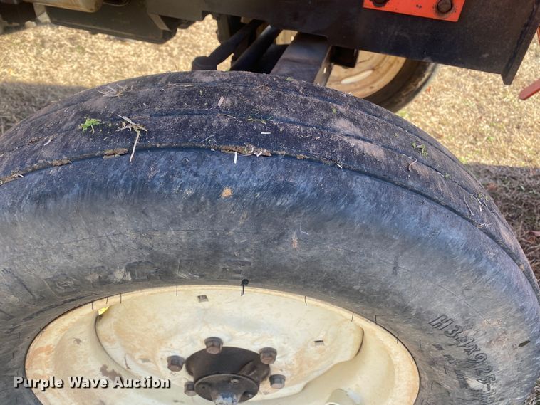 image for item DN8238 1984 Allis Chalmers 6140  tractor