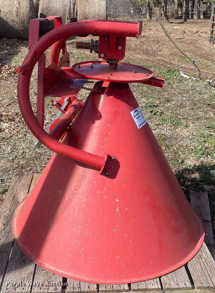 image for item DN8239 Spreader