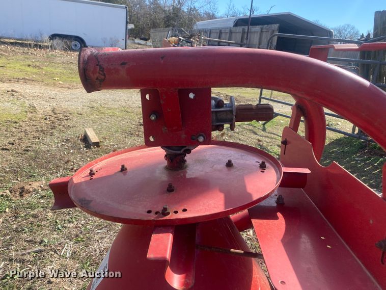 image for item DN8239 Spreader