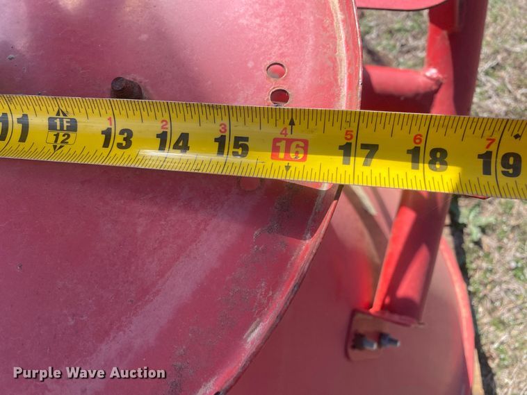 image for item DN8239 Spreader