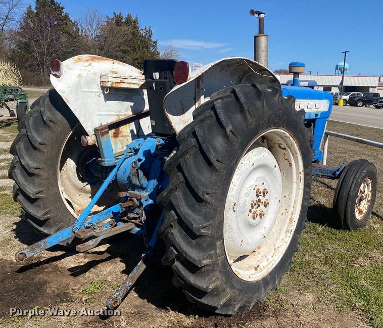 image for item DN8247 Ford Major  tractor