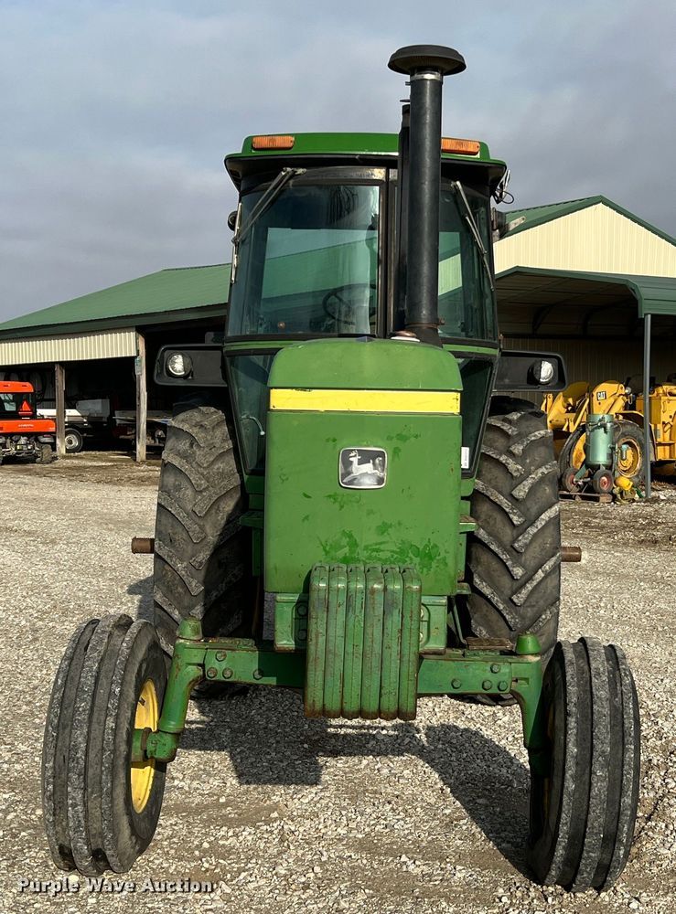 image for item DO2177 1977 John Deere 4430  tractor