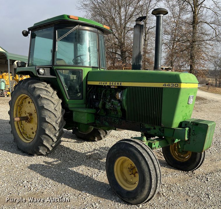 image for item DO2177 1977 John Deere 4430  tractor