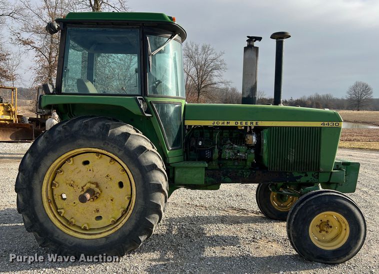 image for item DO2177 1977 John Deere 4430  tractor