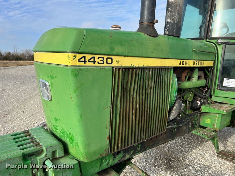 image for item DO2177 1977 John Deere 4430  tractor