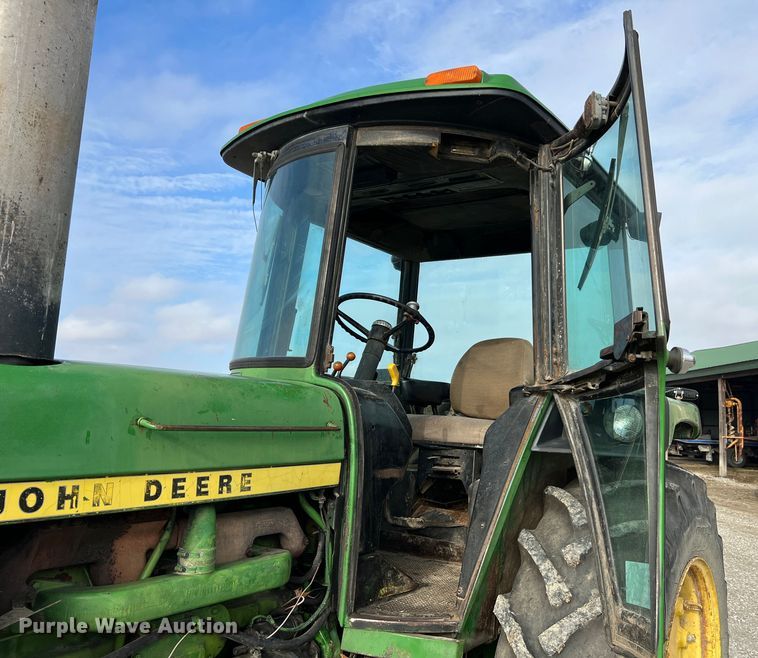 image for item DO2177 1977 John Deere 4430  tractor