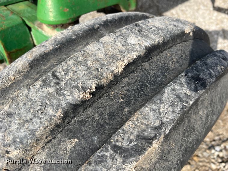 image for item DO2177 1977 John Deere 4430  tractor