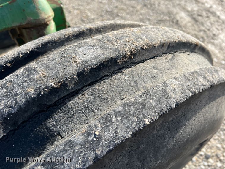 image for item DO2177 1977 John Deere 4430  tractor