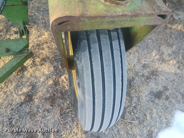 image for item DO3756 John Deere LZ-B  hoe grain drill