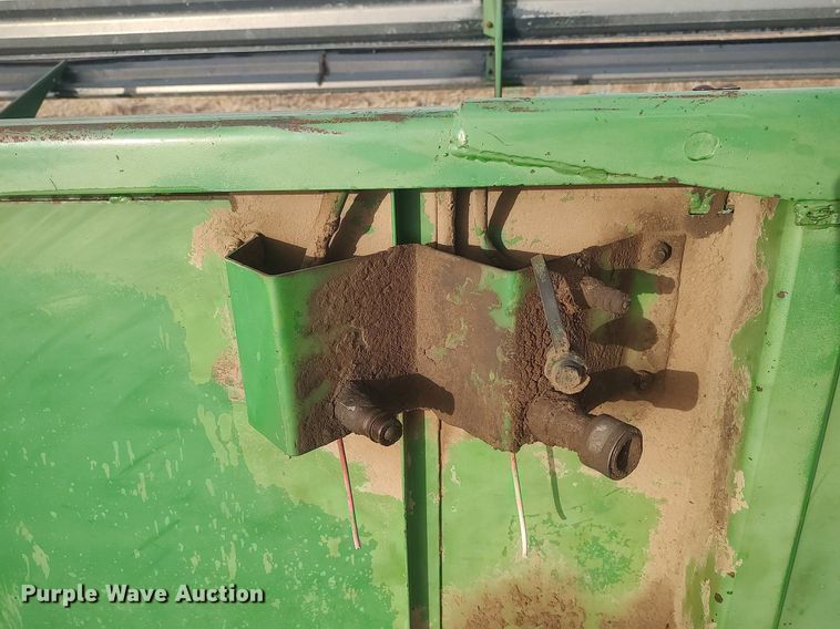 image for item DO3757 John Deere 230  rigid head
