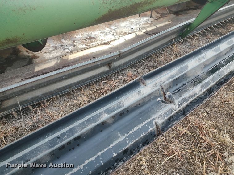 image for item DO3757 John Deere 230  rigid head