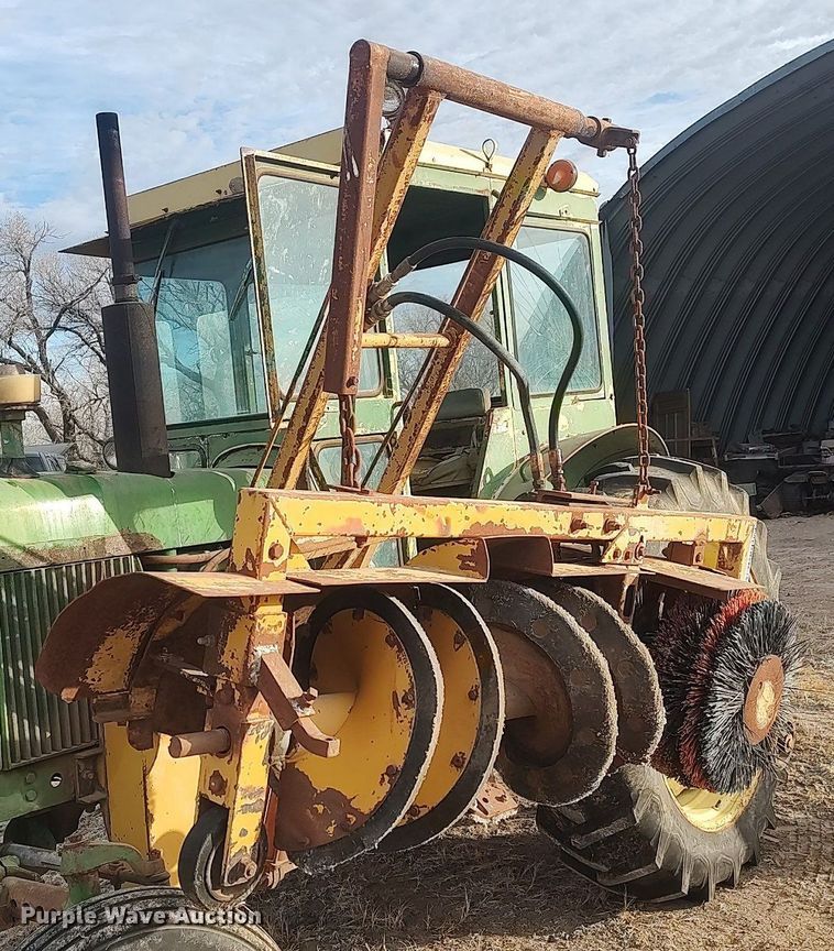 image for item DO3758 Feed bunk sweeper