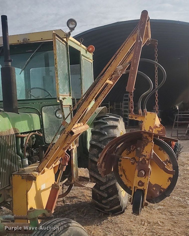 image for item DO3758 Feed bunk sweeper