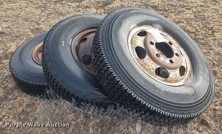 image for item DO3759 (14) tires and wheels