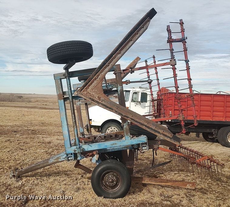 image for item DO3760 Tri-Flex S777  Stubble Mulcher sweep plow
