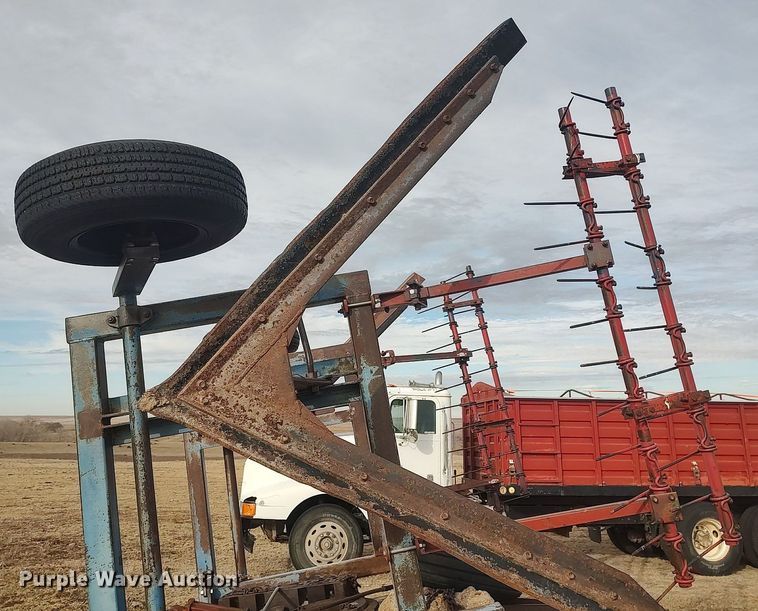 image for item DO3760 Tri-Flex S777  Stubble Mulcher sweep plow