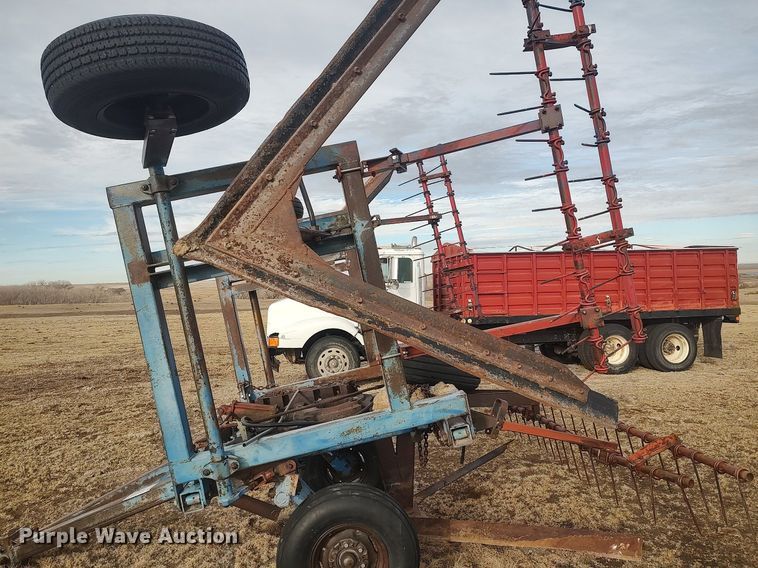 image for item DO3760 Tri-Flex S777  Stubble Mulcher sweep plow