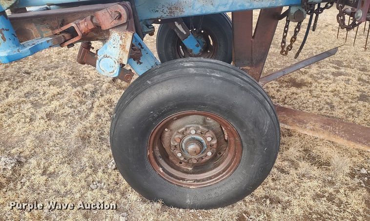 image for item DO3760 Tri-Flex S777  Stubble Mulcher sweep plow