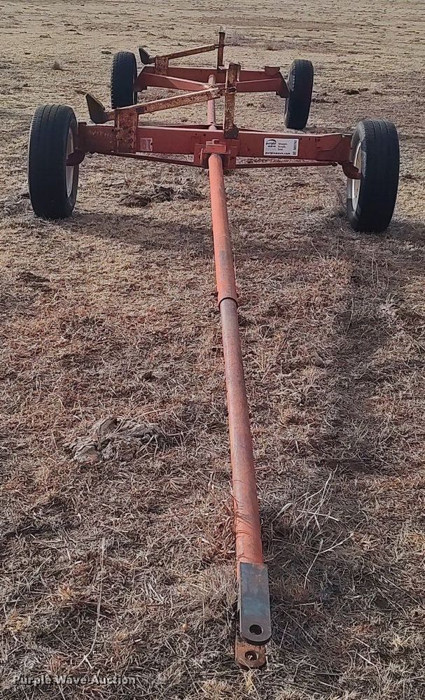 image for item DO3763 United Farm Tools 6T  header trailer