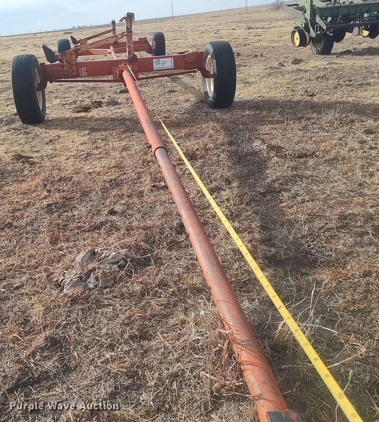 image for item DO3763 United Farm Tools 6T  header trailer