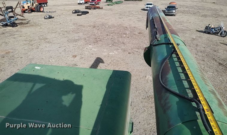 image for item DO3764 1987 John Deere 8820 Titan II  combine