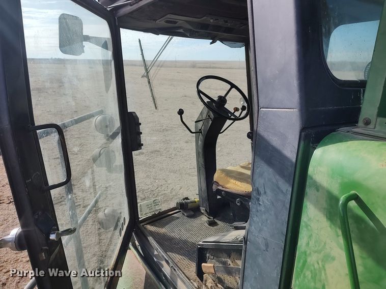 image for item DO3764 1987 John Deere 8820 Titan II  combine