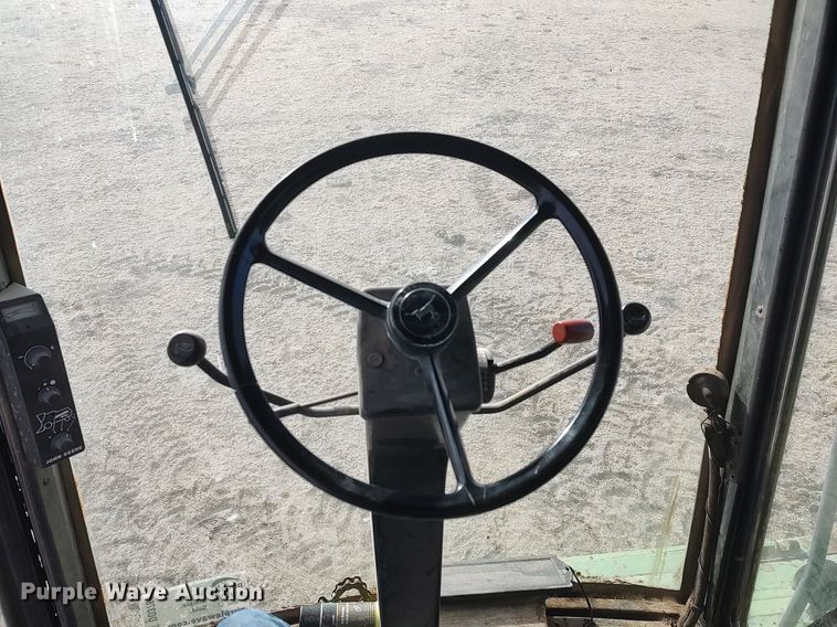 image for item DO3764 1987 John Deere 8820 Titan II  combine