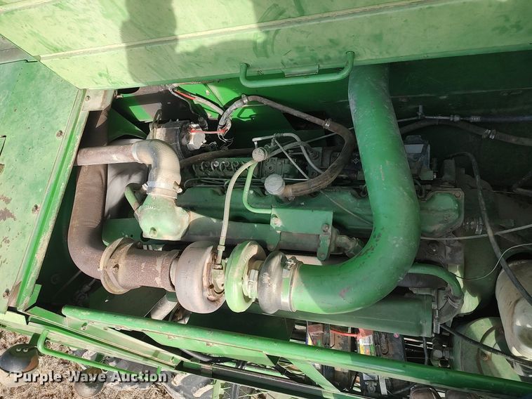 image for item DO3764 1987 John Deere 8820 Titan II  combine