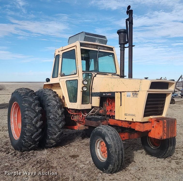 image for item DO3765 Case 1370  Agri-King tractor