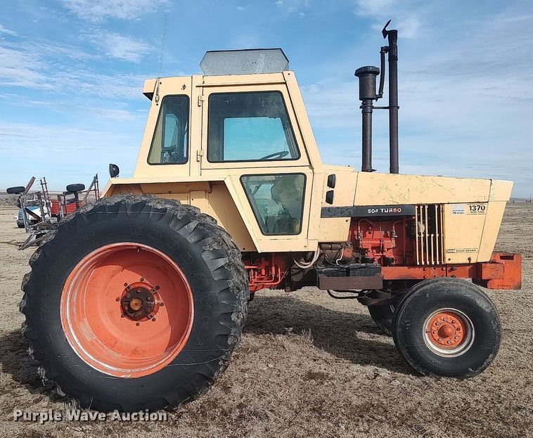 image for item DO3765 Case 1370  Agri-King tractor