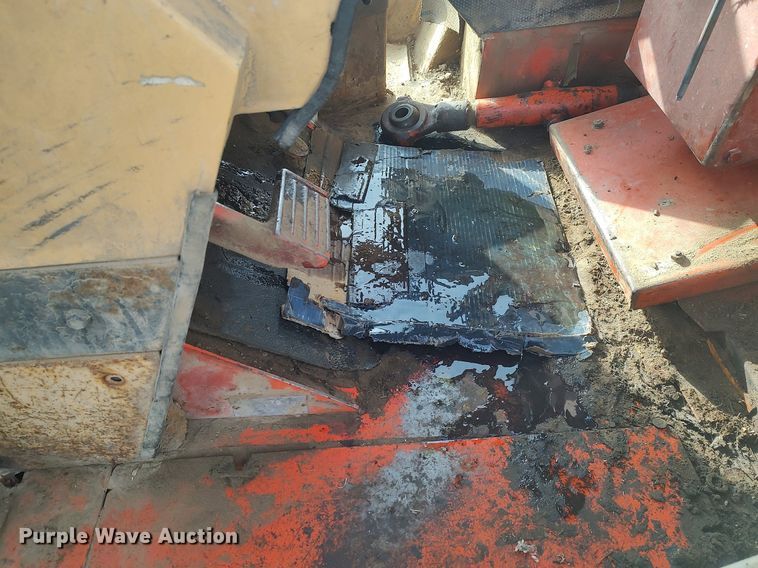 image for item DO3765 Case 1370  Agri-King tractor