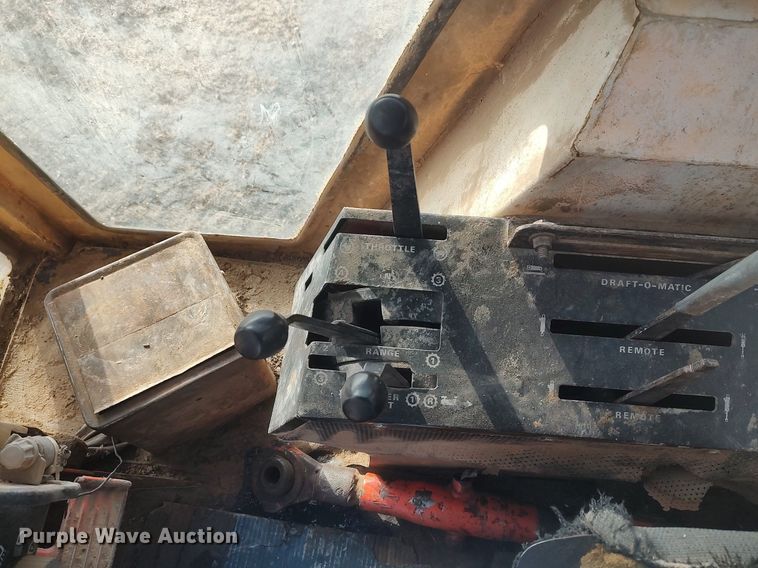 image for item DO3765 Case 1370  Agri-King tractor