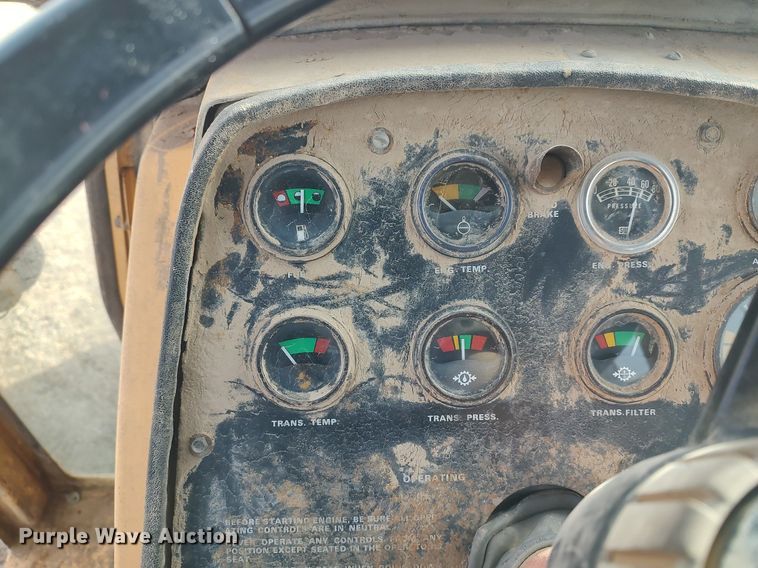 image for item DO3765 Case 1370  Agri-King tractor