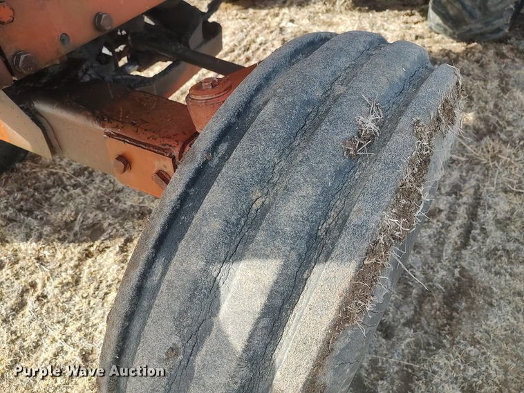 image for item DO3765 Case 1370  Agri-King tractor