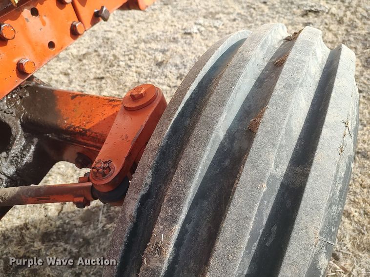 image for item DO3765 Case 1370  Agri-King tractor