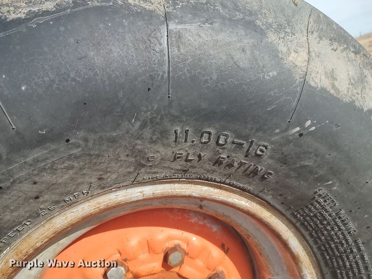 image for item DO3765 Case 1370  Agri-King tractor