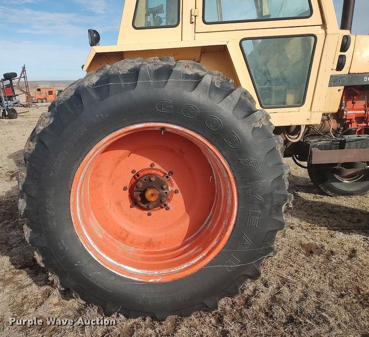 image for item DO3765 Case 1370  Agri-King tractor