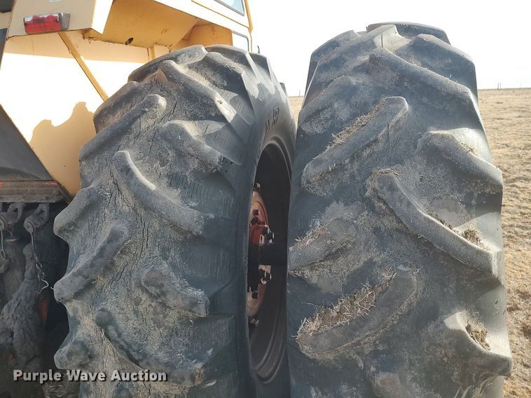 image for item DO3765 Case 1370  Agri-King tractor